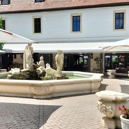 Hotel Medieval Άλμπα Ιούλια Εξωτερικό φωτογραφία