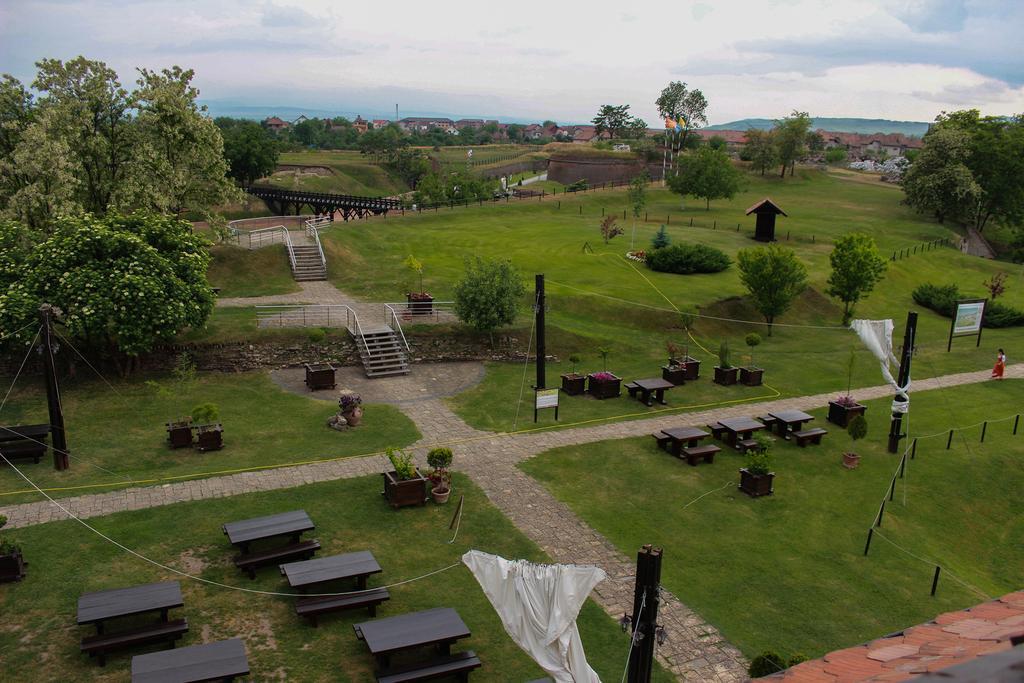 Hotel Medieval Άλμπα Ιούλια Εξωτερικό φωτογραφία