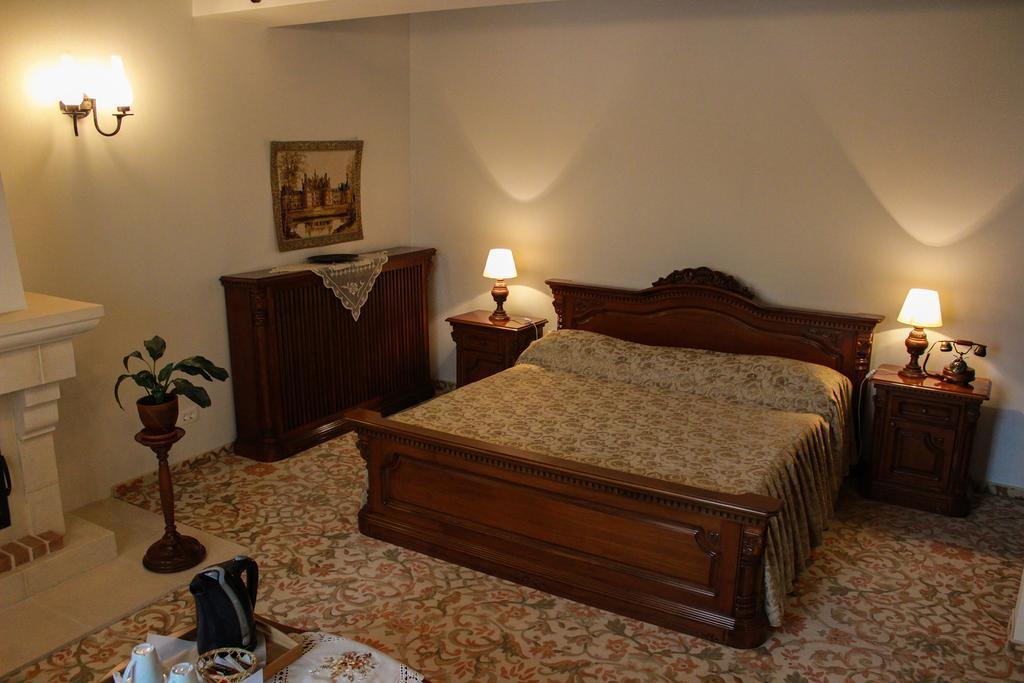Hotel Medieval Άλμπα Ιούλια Δωμάτιο φωτογραφία