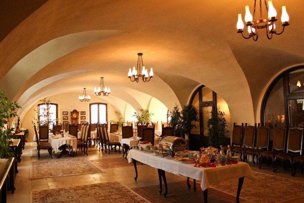 Hotel Medieval Άλμπα Ιούλια Εξωτερικό φωτογραφία